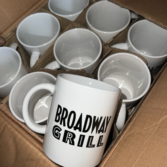 White Mugs - Picture 1 of 1